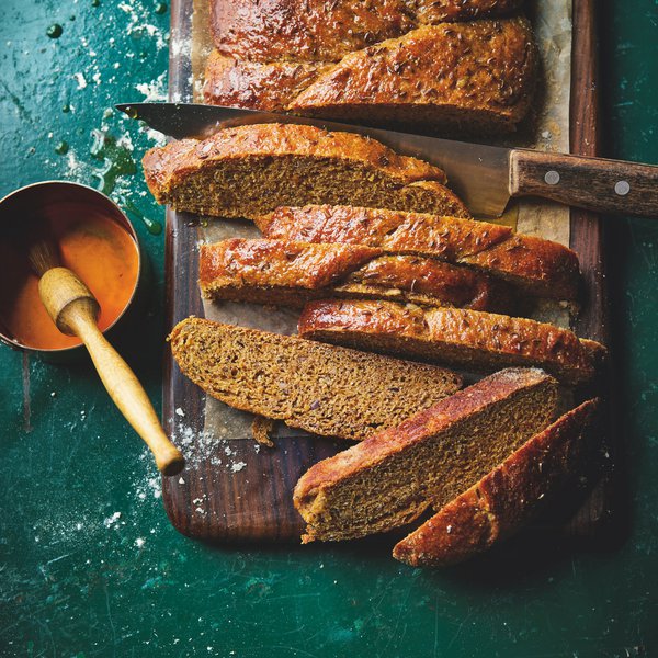 Carrot, caraway &amp; orange morning loaf