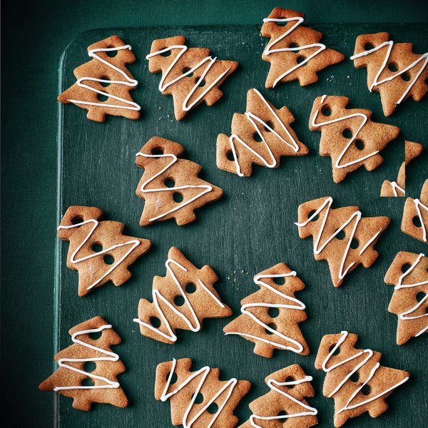 Spiced gingerbread cookies