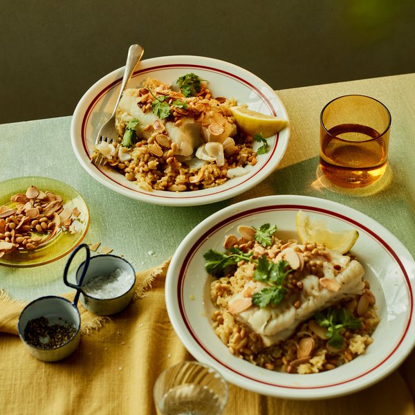 Lebanese-style fish ‘risotto’ with toasted nuts (sayyadiyeh)