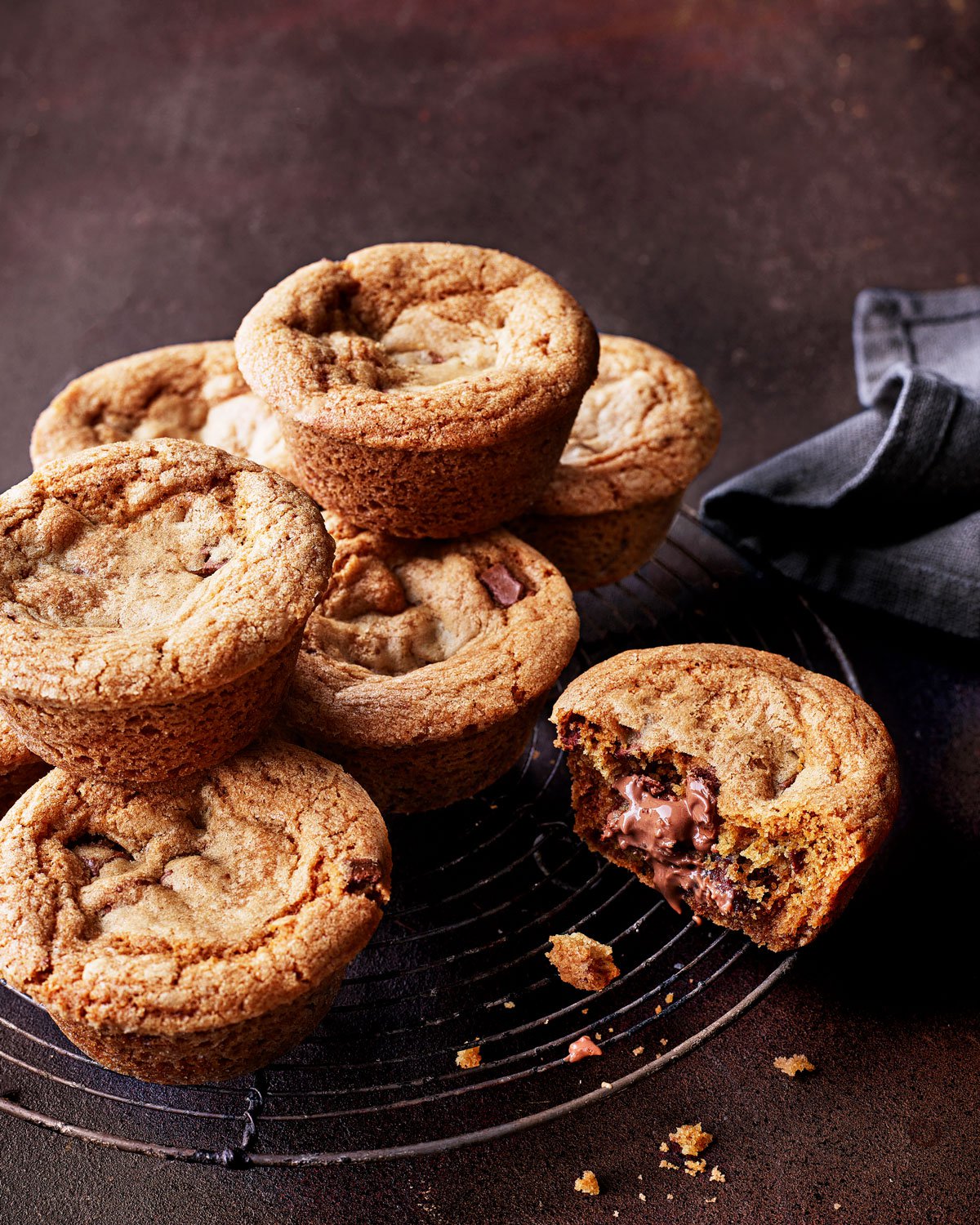 Choc-chip cookie cups