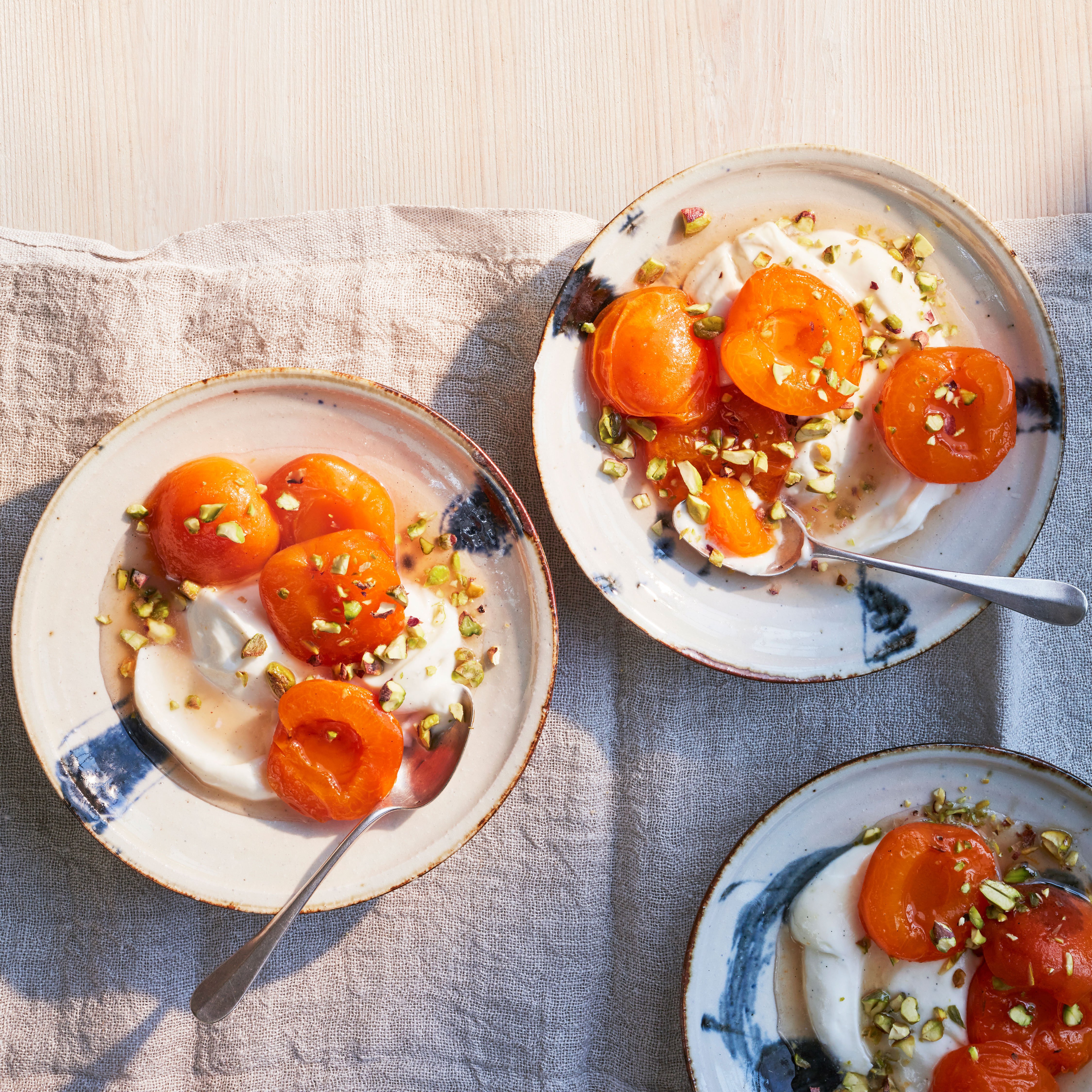 Poached apricots with ricotta