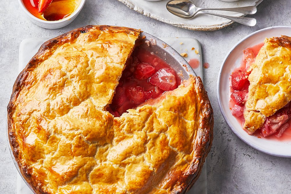 Strawberry and rhubarb pie recipe - Waitrose UAE & Partners